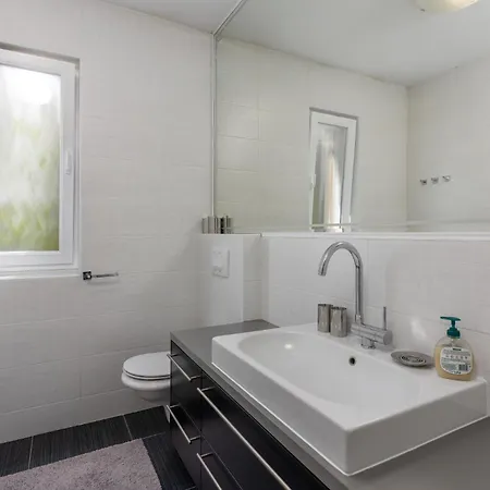 Cozy In With Wifi * Banjol