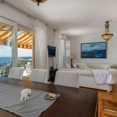 Pet Friendly In With Wifi Lägenhet Banjol