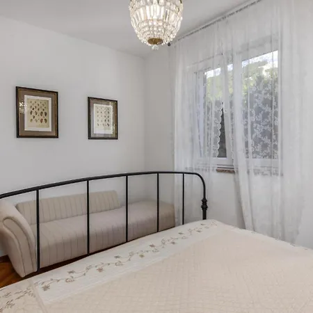 公寓 Cozy In With Wifi